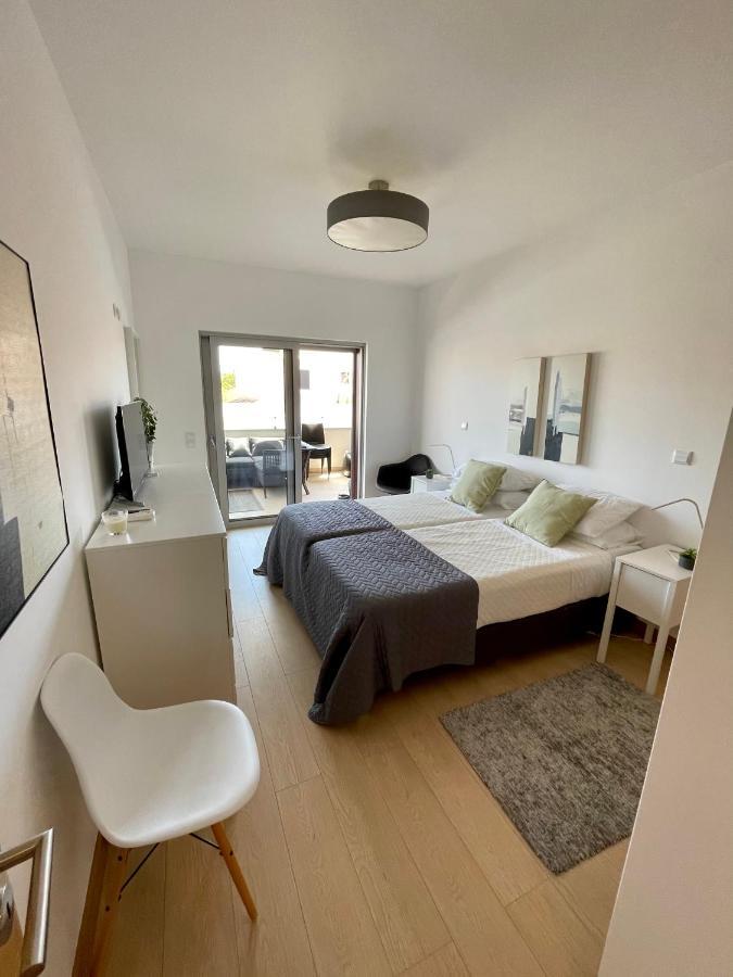 Beach Condo Porto Mos Лагуш Экстерьер фото