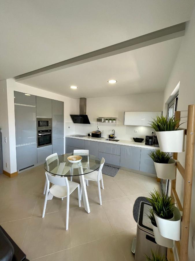 Beach Condo Porto Mos Лагуш Экстерьер фото